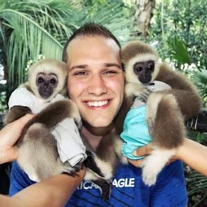 Meet your Posher, Joey